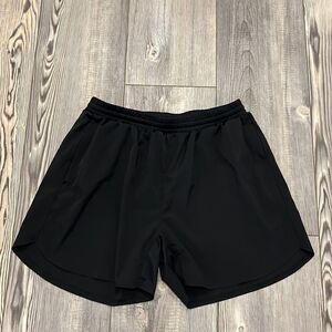 Xieerduo 5 inches workout shorts with zipper pockets